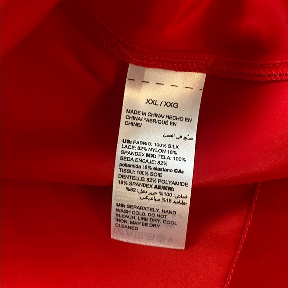 Soma brand Red CXL robe no flaws - Picture 10 of 11